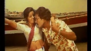 Aamanaku Thotathile