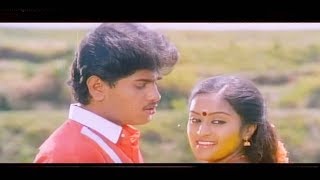 Chinnanchiru Poovae Unnai Thodum