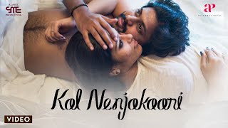 Kal Nenjakaari