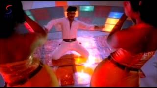 Paadum Vaanampadi Adi Penneco
