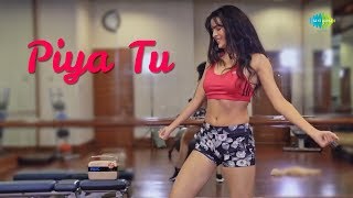 Piya Tu Ab Toh Aaja