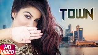 Town - Kaur B
